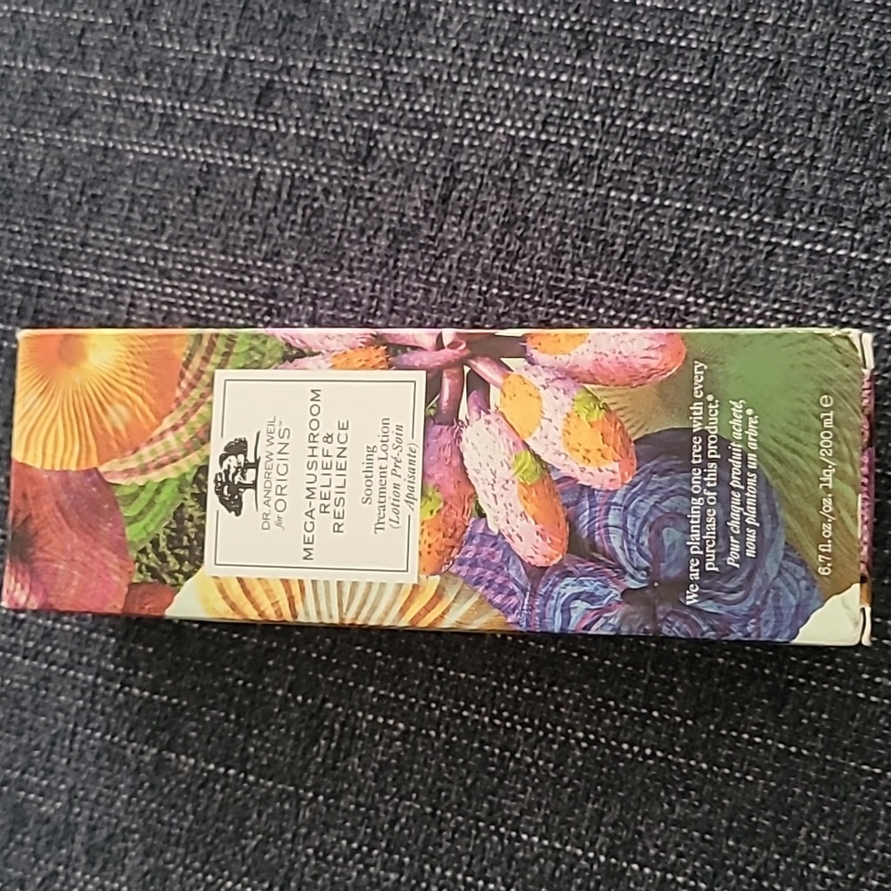 Origins Mega Mushroom Relief & Resilience